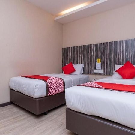 Kota Heritage Hotel Кота Тинги Екстериор снимка