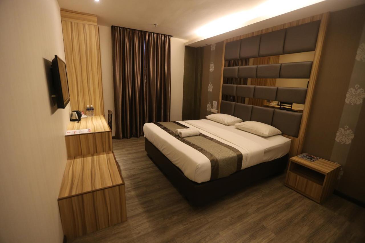 Kota Heritage Hotel Кота Тинги Екстериор снимка