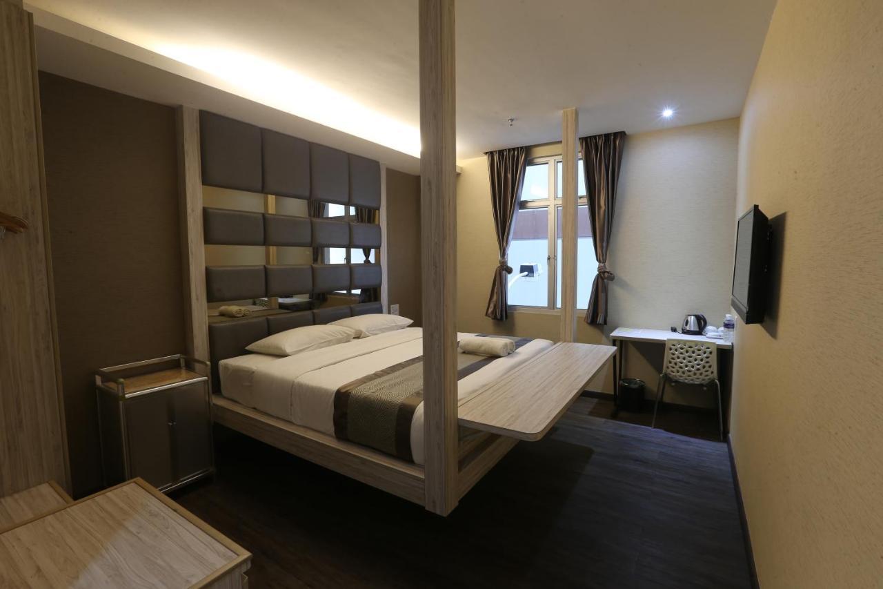 Kota Heritage Hotel Кота Тинги Екстериор снимка