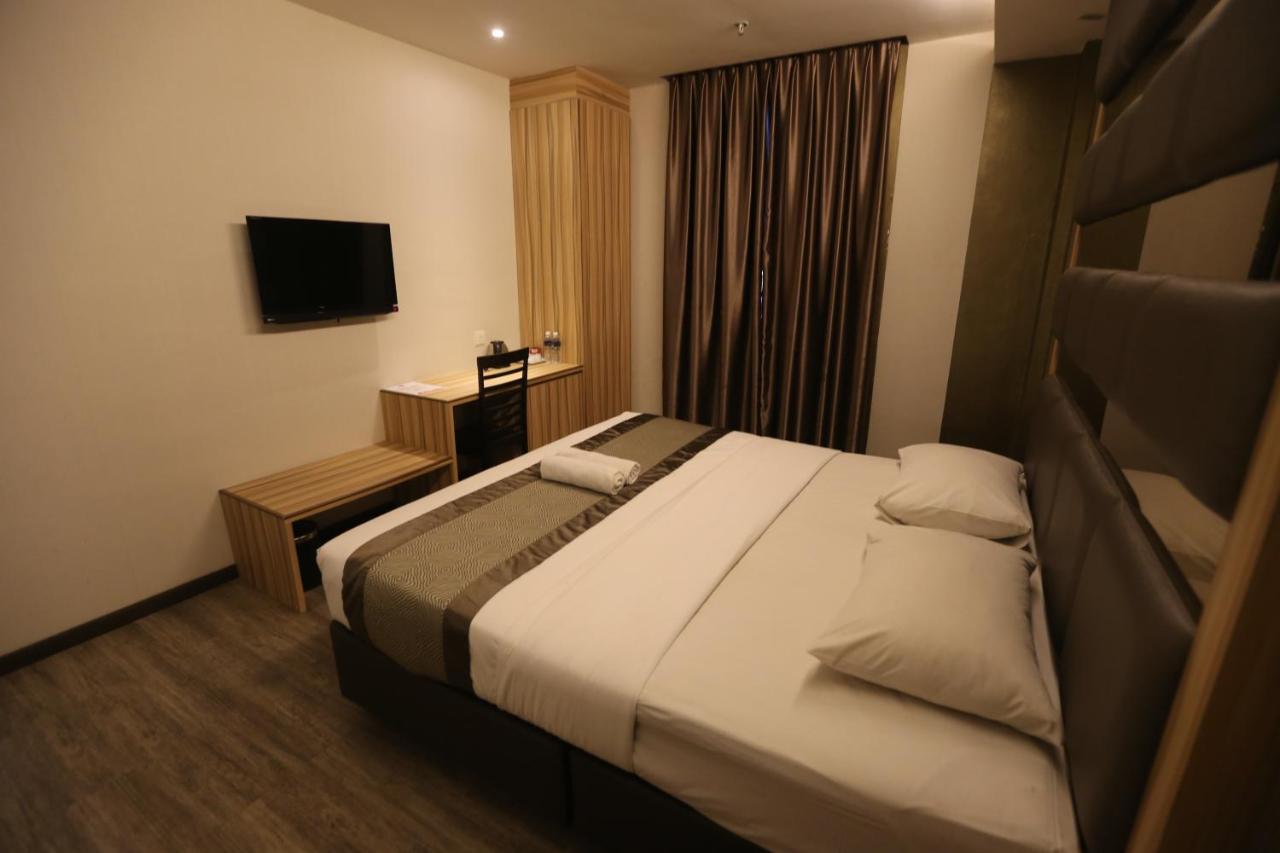 Kota Heritage Hotel Кота Тинги Екстериор снимка